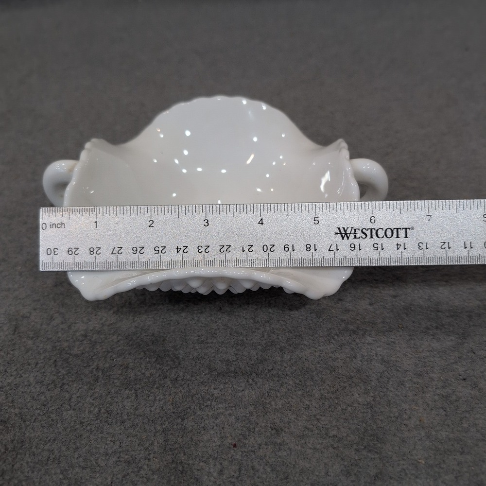 Fenton White Milk Glass Hobnail Ruffled Double Handled Bon‎ Bon Candy Dish - Picture 5 of 6